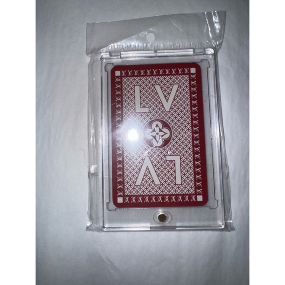 Unisex Louis Vuitton Playing Cards Red